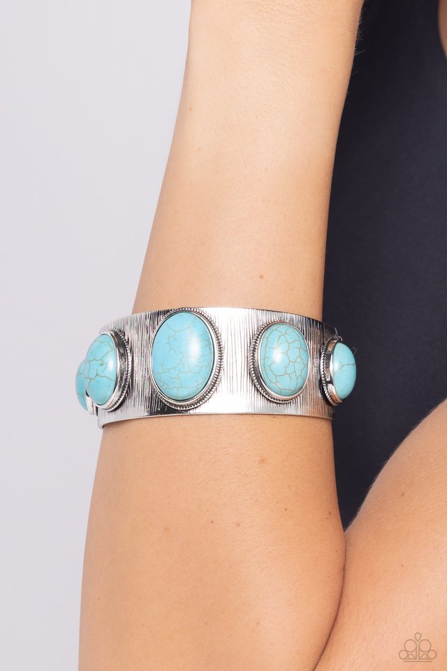 Earthy Echo - Blue - Paparazzi Bracelet Image
