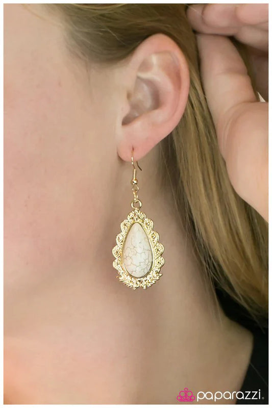 Paparazzi Earring ~ Living Like Royalty - Gold