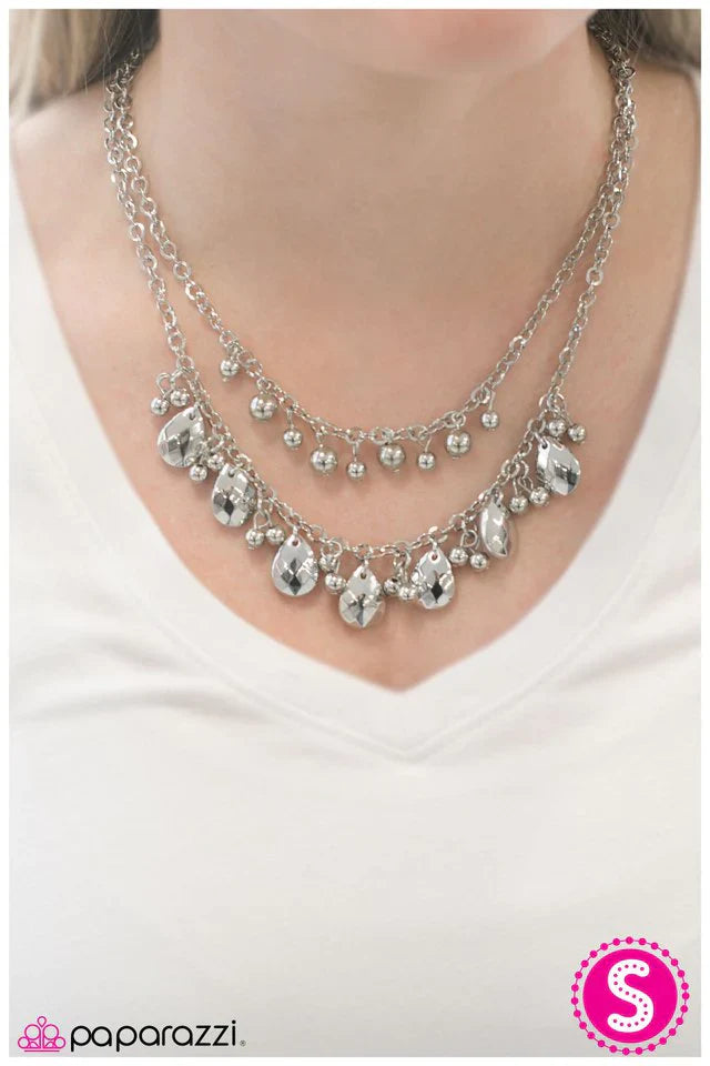 Paparazzi Necklace ~ Talk the Talk - Silver