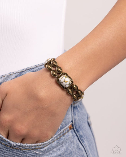 Earthy Ease - Brass - Paparazzi Bracelet Image