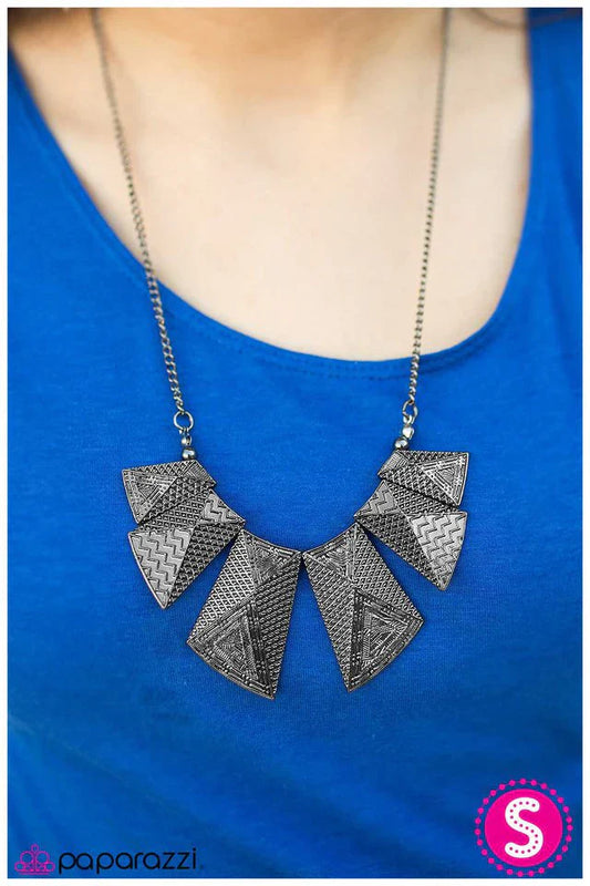 Paparazzi Necklace ~ The Wild Kingdom - Black