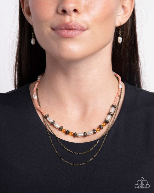 Pearl Profession - Brass - Paparazzi Necklace Image