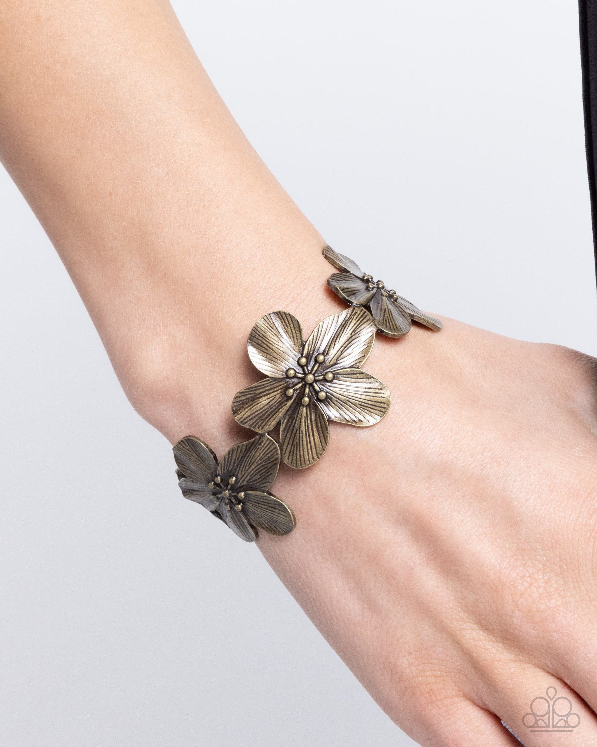 Whimsical Worth - Brass - Paparazzi Bracelet Image