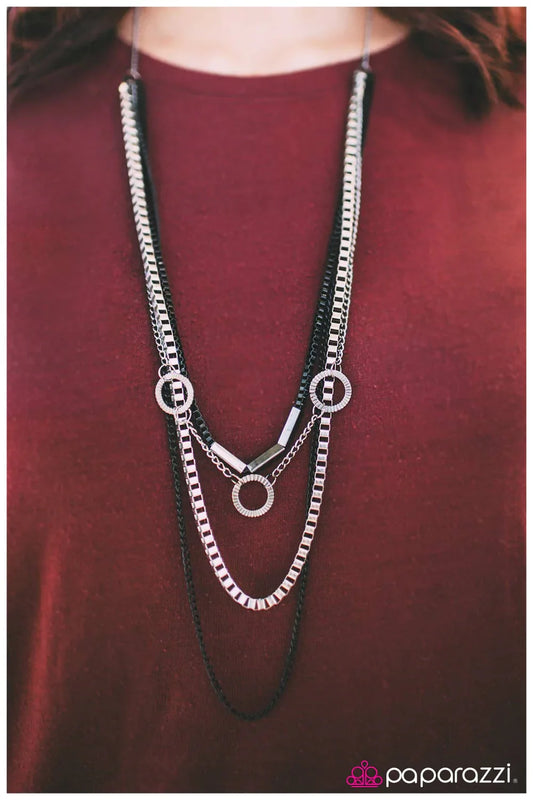 Paparazzi Necklace ~ Go Go Gadget  - Black