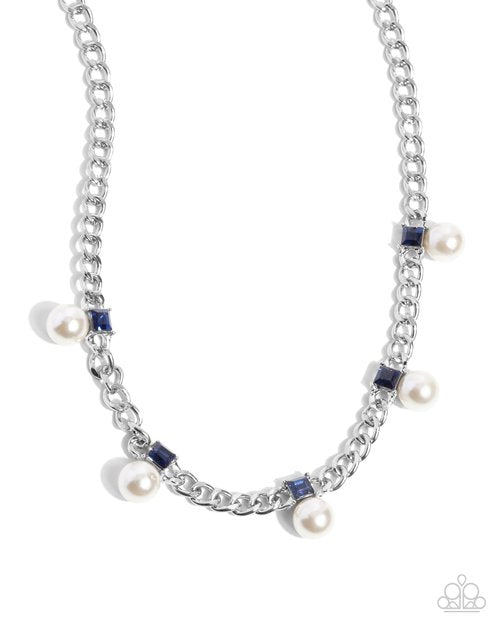 Pearl Pedestal - Paparazzi Necklace Image
