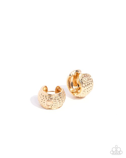 Hammered Heaven - Paparazzi Earring Image