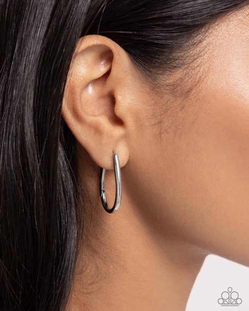 Angelic Avenue - Paparazzi Earring Image