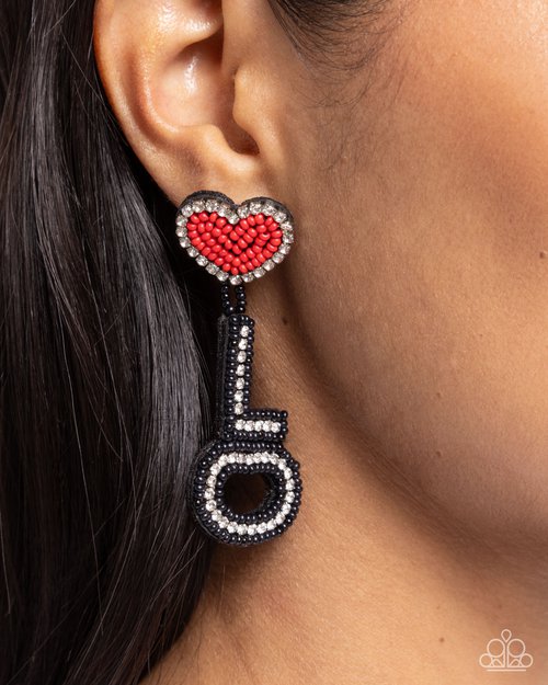 Visible Valentines - Black - Paparazzi Earring Image