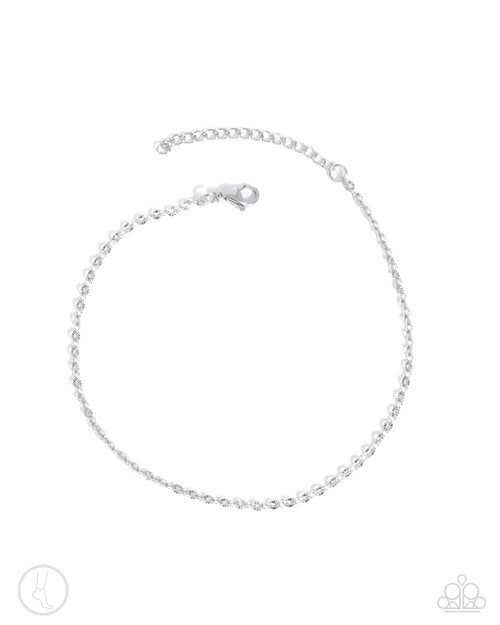 Pampered Pondering - Silver - Paparazzi Bracelet Image