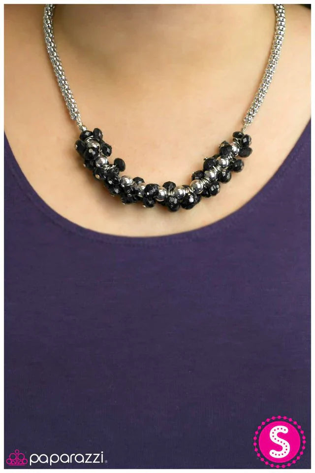 Paparazzi Necklace ~ Dont Make Me Blush - Black