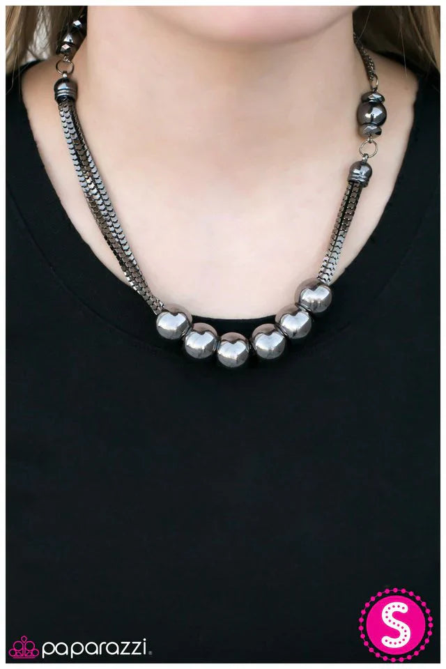 Paparazzi Necklace ~ Nowhere I Would Rather Be - Black