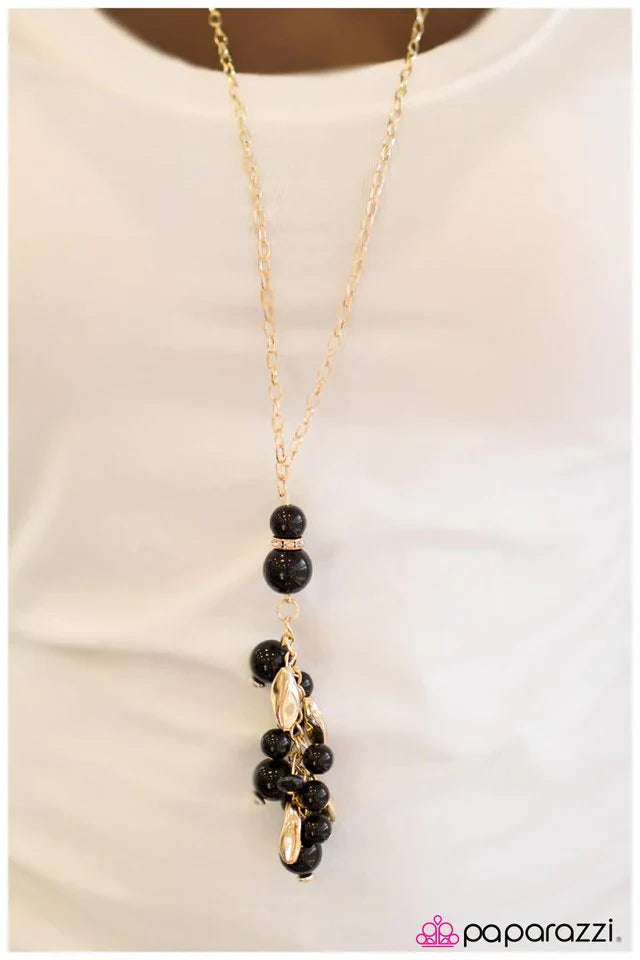 Paparazzi Necklace ~ Bustling Brilliance - Black