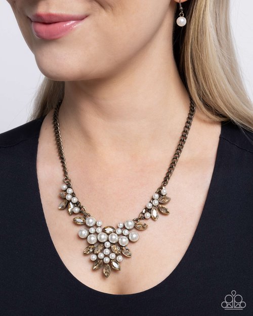 Fresh Facets - Brass - Paparazzi Necklace Image