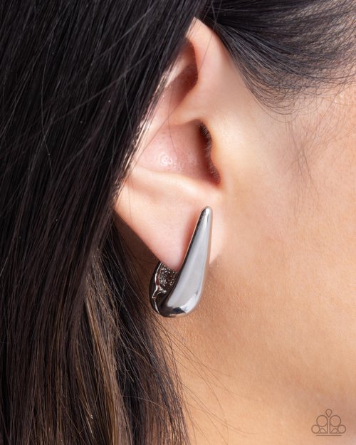 Positive Change - Silver - Paparazzi Earring Image