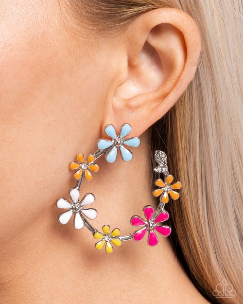 Wreathed Welcome - Earrings - Paparazzi Earring Image