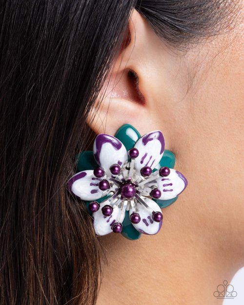 Dimensional Dowry - Earrings - Paparazzi Earring Image