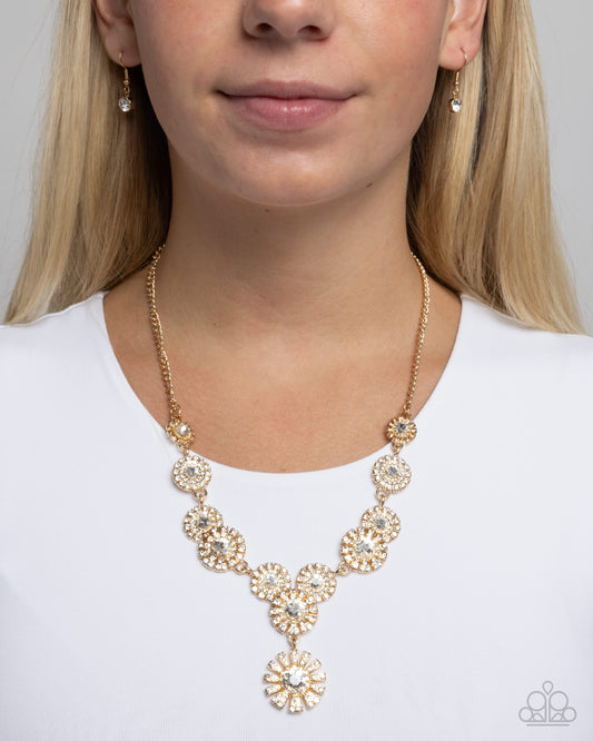 Sunburst Selfie - Gold - Paparazzi Necklace Image