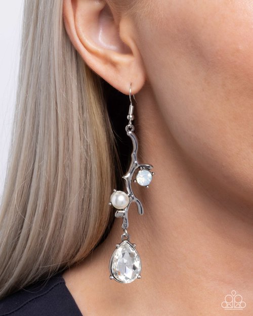 Glitzy Giveaway - White - Paparazzi Earring Image
