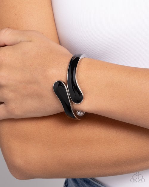 Painted Puzzle - Black - Paparazzi Bracelet Image