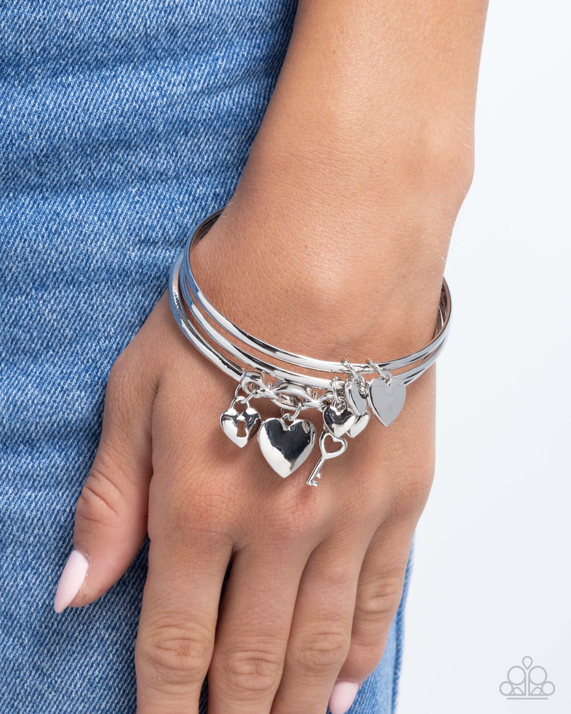 Sealed Sweetheart - Silver - Paparazzi Bracelet Image