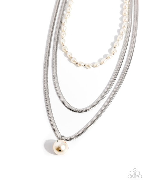 Flourishing Finale - Paparazzi Necklace Image