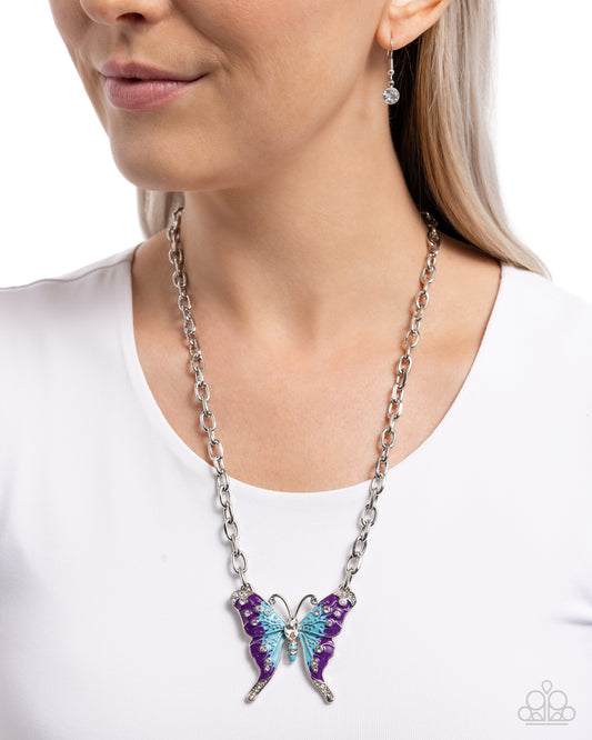 Soft Landing - Paparazzi Necklace Image