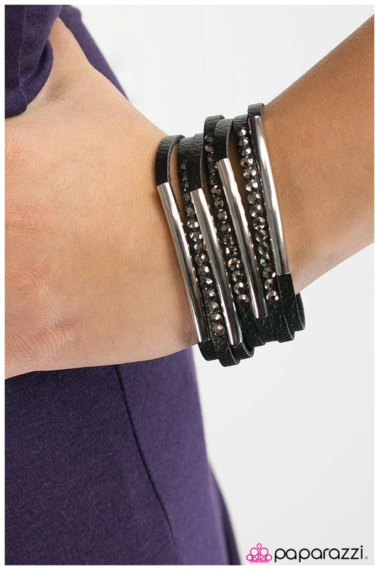 Paparazzi Bracelet ~ Exit Stage Left  - Black