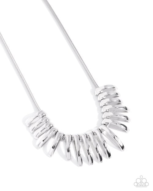 Chasing Chic - Paparazzi Necklace Image