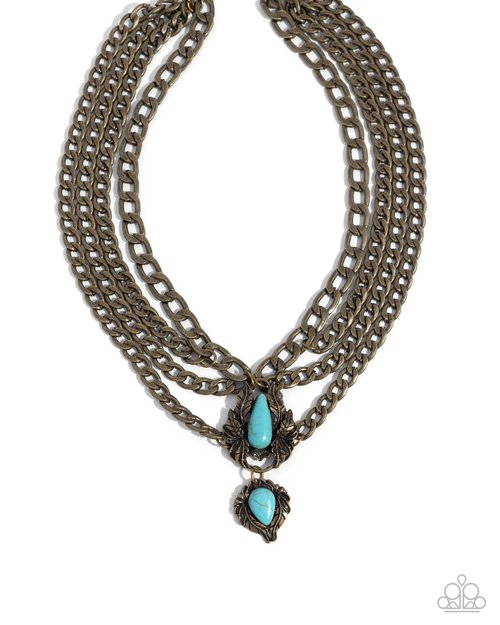 Laurel Layover - Paparazzi Necklace Image