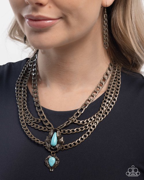 Laurel Layover - Paparazzi Necklace Image