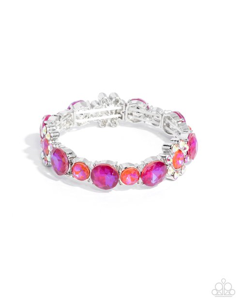 Floral Find - Paparazzi Bracelet Image