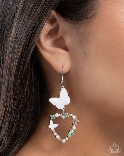 Flirty Flight - Paparazzi Earring Image