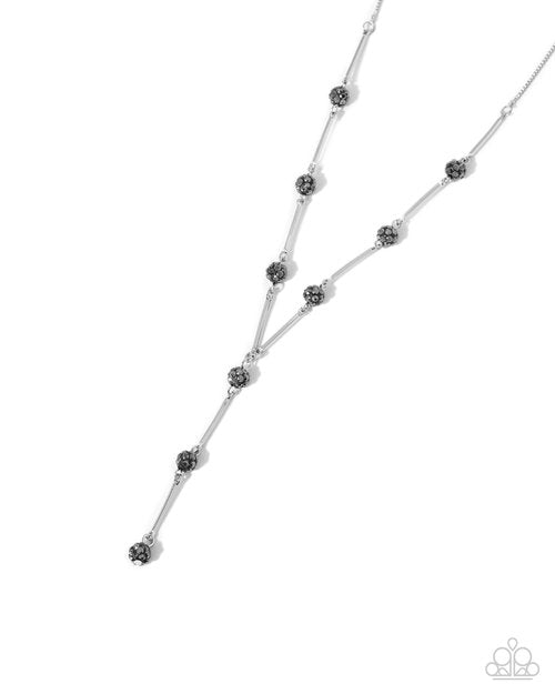 Waltzing Welcome - Paparazzi Necklace Image