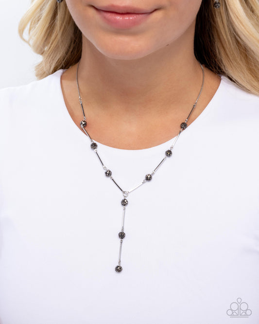 Waltzing Welcome - Paparazzi Necklace Image