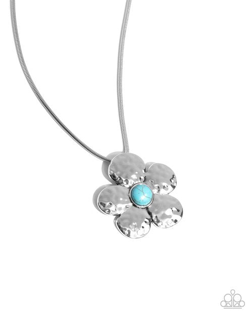Tasteful Texture - Paparazzi Necklace Image