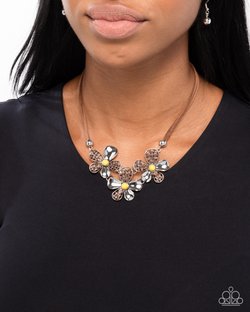 Woven Welcome - Paparazzi Necklace Image