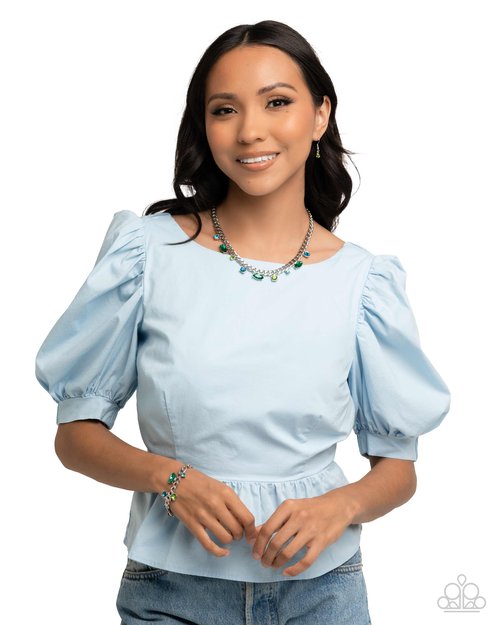 Captivating Class - Complete Look - Paparazzi Product Image