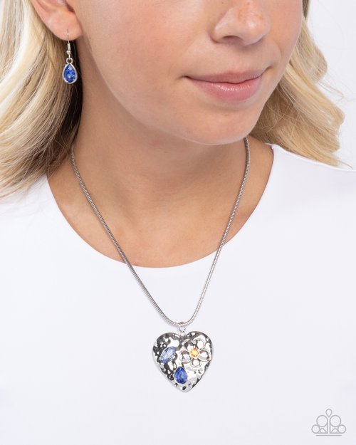 Outgoing Opulence - Paparazzi Necklace Image