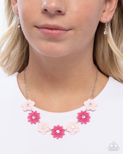 Frenetic Florals - Paparazzi Necklace Image