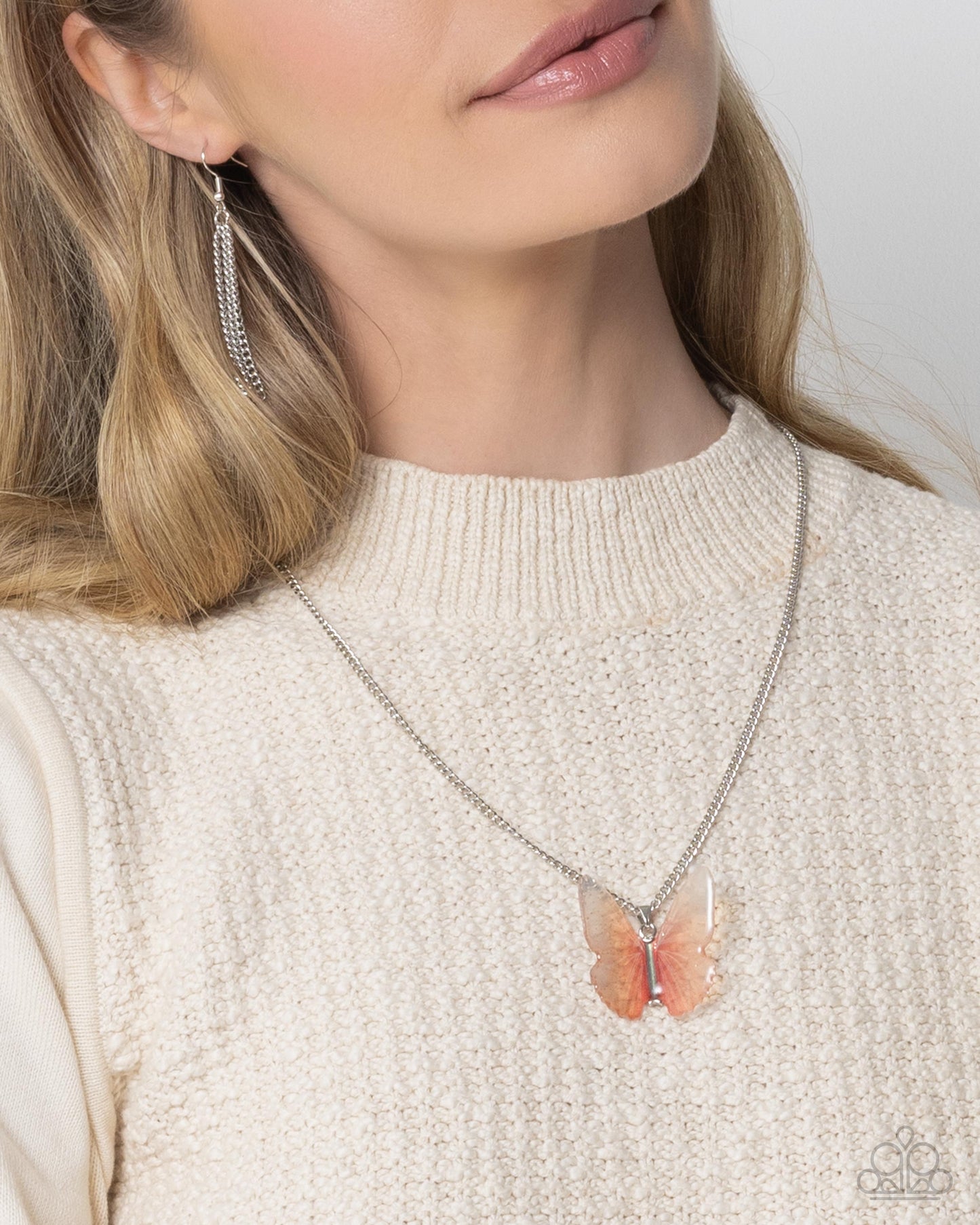 Fancy Flight - Complete Look - Paparazzi Product Image