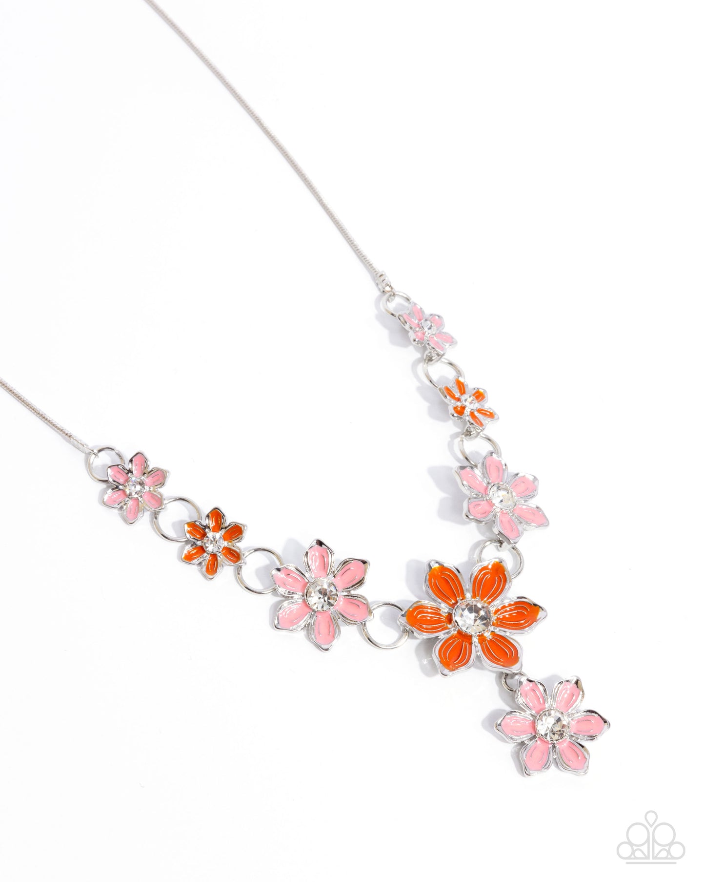 Compatible Class - Complete Look - Paparazzi Product Image