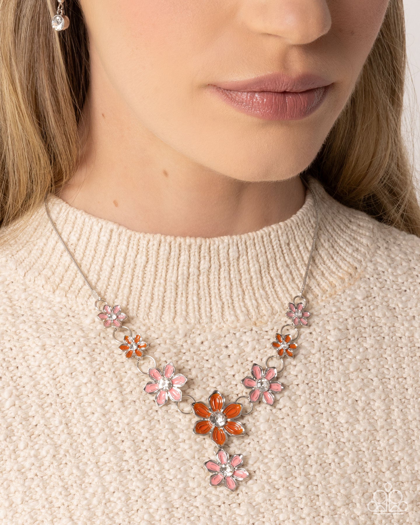 Compatible Class - Complete Look - Paparazzi Product Image