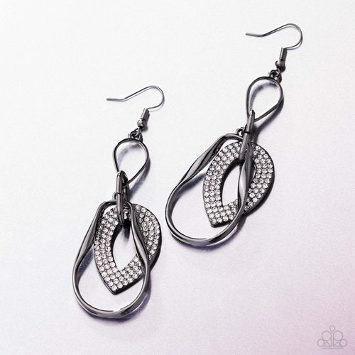 Teardrop Triumph - Paparazzi Earring Image