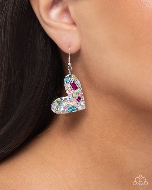 Tender Treasure - Paparazzi Earring Image