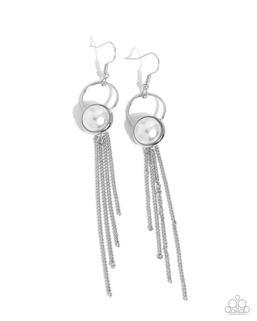 Pearl Promotion - White - Paparazzi Earring Image
