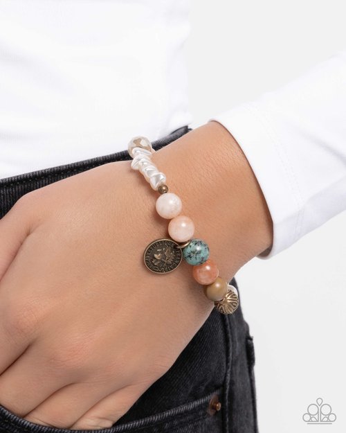 Chic Currency - Paparazzi Bracelet Image