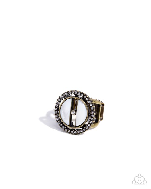 Lavish Looking Glass - Paparazzi Ring Image
