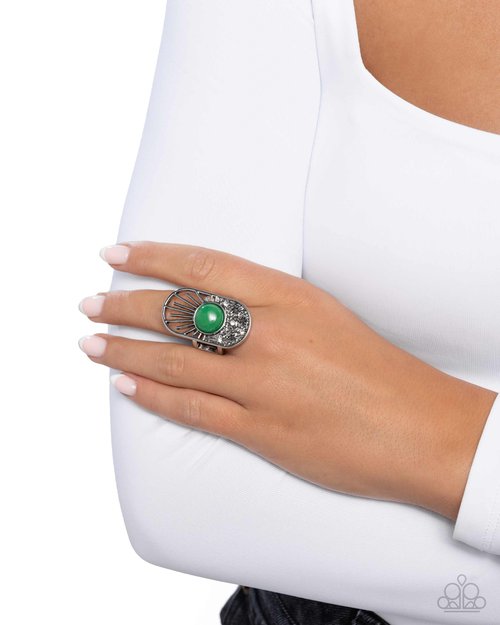Runway Reveal - Green - Paparazzi Ring Image