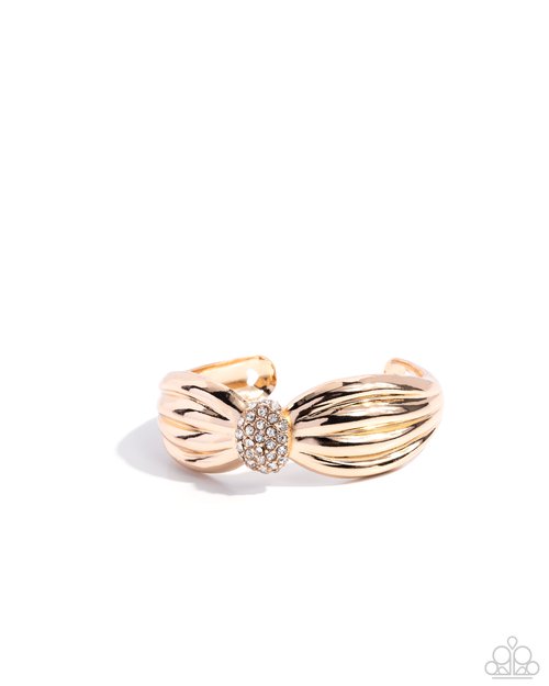 Blingy Breadth - Paparazzi Bracelet Image