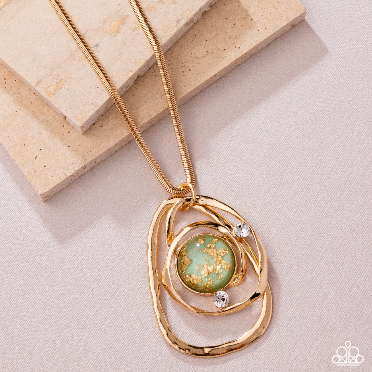 Abstract Advance - Green - Paparazzi Necklace Image